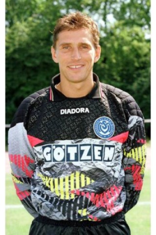 In der Saison 1996/1997 lief Gehrke selbst als Torwart auf - für den MSV Duisburg. Foto: imago