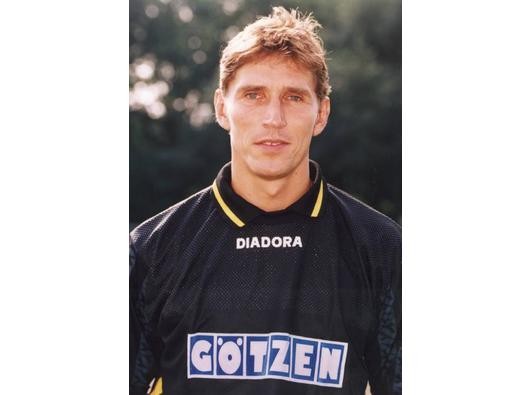 In seiner aktiven Zeit stand Gehrke unter anderem für die Zebras zwischen den Pfosten: Zur Saison 1997/98 war der gebürtige Berliner gerade mit dem MSV Duisburg in die Erste Liga aufgestiegen.