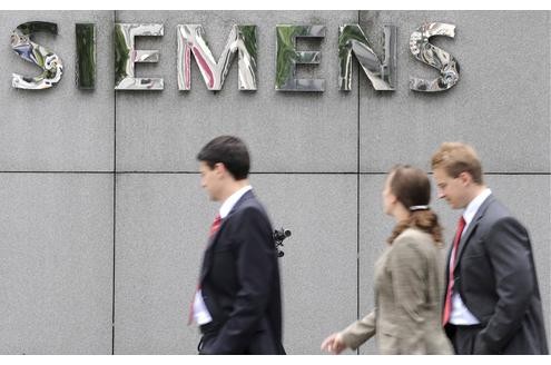 Platz 5 der deutschen Top-Konzerne für Siemens (77,3 Milliarden Euro Umsatz). In der Welt kommen die Münchner gerade noch unter die Top-30.