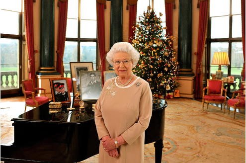 Die Queen nach ihrer traditionellen Weihnachtsansprache 2008.