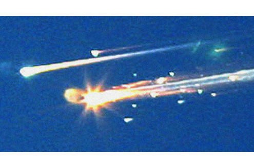 Februar 2003, USA: So viel Glück hatte die Besatzung der Columbia nicht: Kurz nach dem Start explodiert die Raumfähre über Texas. Alle sieben Astronauten sterben.