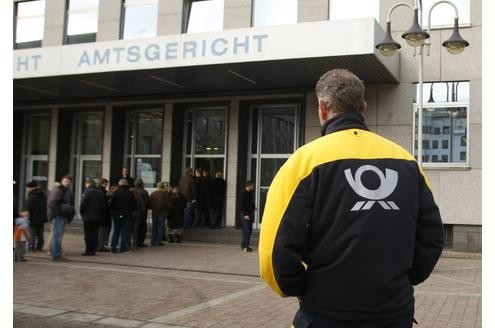 Vor dem Bochumer Landgericht hat am Donnerstag einer der spektakulärsten Steuerhinterziehungsprozesse in der Geschichte der Bundesrepublik begonnen. (Foto:Reuters)
