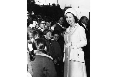 In ihrer fast 57-jährigen Regentschaft hat die Königin (hier 1970 in Australien) viel erlebt ...
