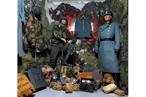 Auch auf das dunkelste Kapital deutscher Polizeigeschichte geht das Museum ein, hoer ein Blick in den NS-Raum. Foto: Walter Buchholz