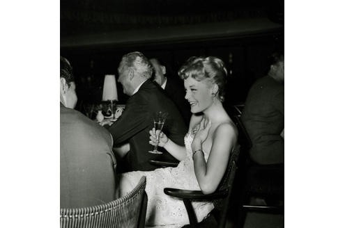 Oft kopiert, niemals erreicht: Romy Schneider im Jahr 1958 in der Essener Tanzbar San Fransico.