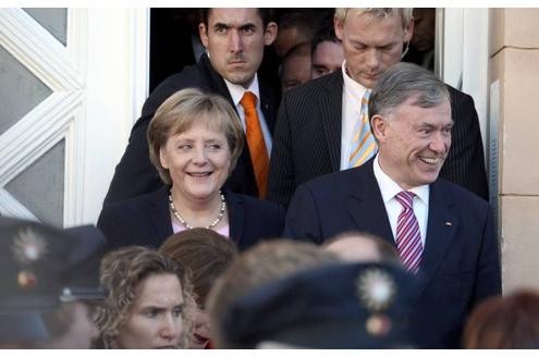 Bei der Wahl hatte er sich gegen Gesine Schwan durchgesetzt. Von Anfang an gilt Köhler als Kandidat von Angela Merkel. Vor seiner Wahl...
