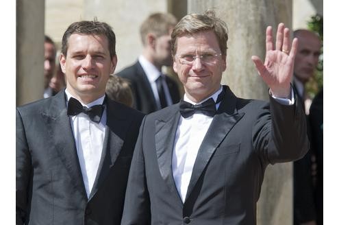 Guido Westerwelle und Michael Mronz: Nach sieben Jahren ohne Trauschein nun die Hochzeit.