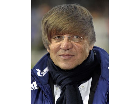 ...und Schalke-Coach Felix Bieber. Einen schlanken Fuß...