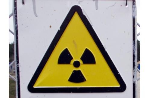 AUGUST 1979: 
Aus einer geheimen Atomanlage nahe Erwin im US-Bundesstaat Tennessee tritt Uran aus. Etwa 1000 Menschen werden verstrahlt.