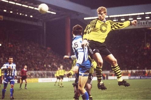 Im Achtelfinal-Rückspiel des Uefa-Cups 1994/95 musste Borussia Dortmund gegen Deportivo La Coruña in die Verlängerung. Das Hinspiel hatte...
