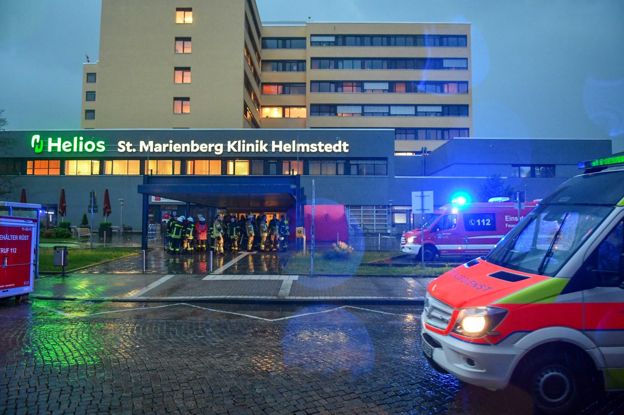In Helmstedt stürzte eine Decke eines Klinikums ein. 