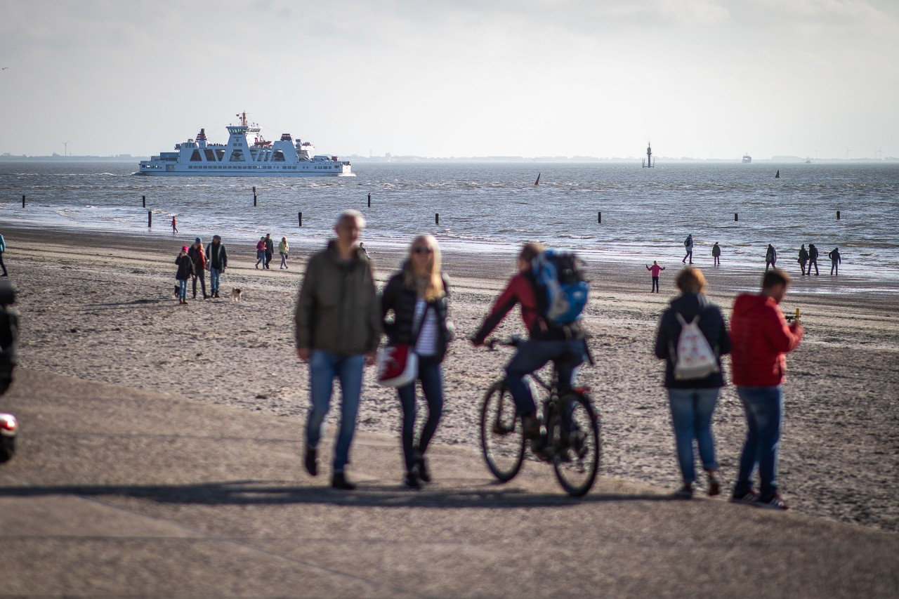 Urlaub an der Nordsee: Viele Menschen aus NRW wollen aktuell nach Norderney reisen – gleichzeitig erlebt die Insel eine Stornierungs-Welle. (Symbolbild) 