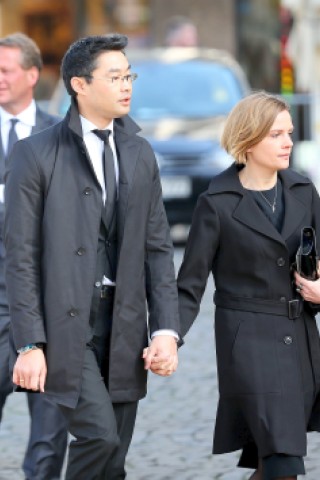 Der ehemalige FDP-Vorsitzende, Philipp Rösler mit seiner Ehefrau Wiebke und...