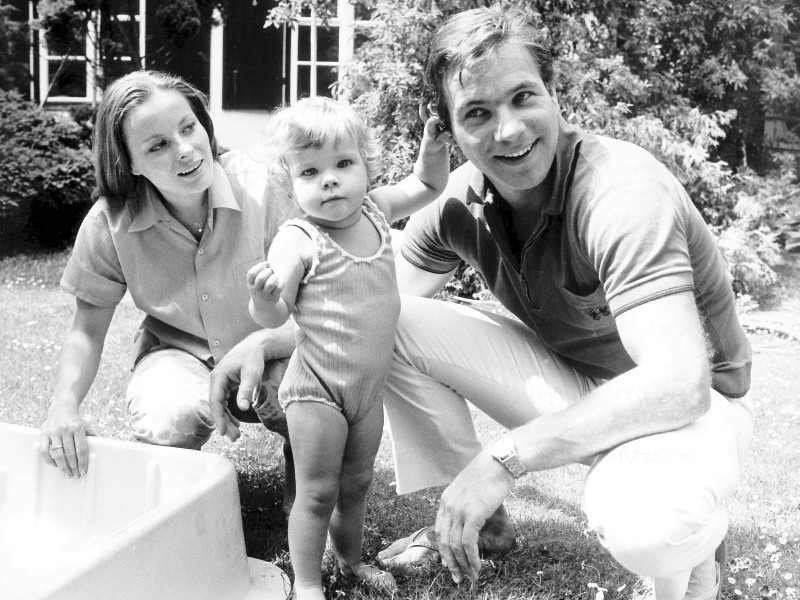 George mit Ehefrau Loni von Friedl und der gemeinsamen Tochter Tanja (Aufnahme vom 29. Juli 1968).
