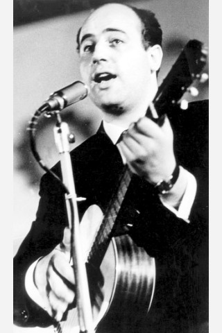 Auch als Musiker und Jazz-Sänger war Krug in der DDR erfolgreich. Er veröffentlichte mehrere Langspielplatten. Seine Texte verfasste er unter dem Pseudonym Clemens Kerber.