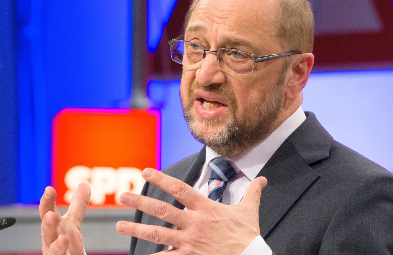 Martin Schulz (SPD) will unter anderem die Bezugsdauer vom Arbeitslosengeld I verlängern.