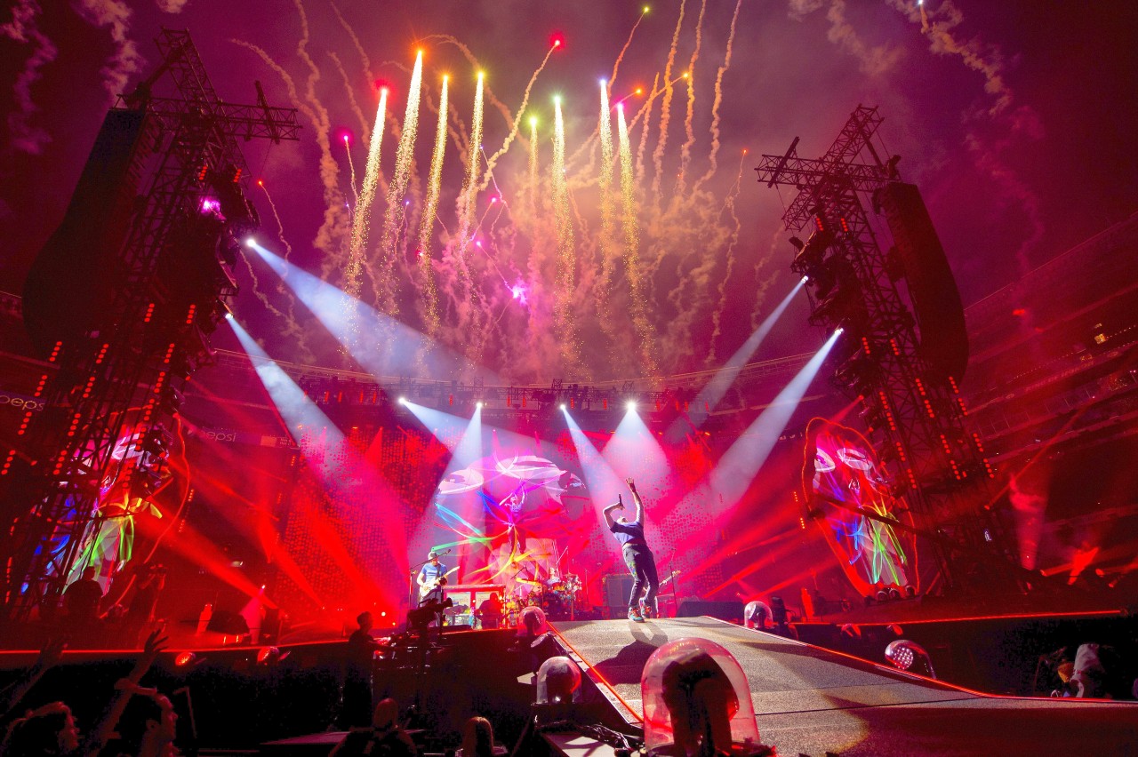 Ton- und Farben-Explosion beim Coldplay-Konzert im Metlife Stadium.