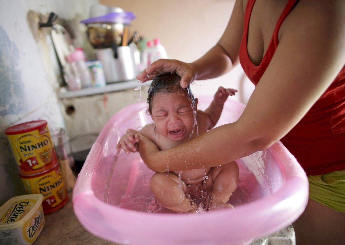 2016-02-07T120429Z_2091295178_GF10000297843_RTRMADP_3_HEALTH-ZIKA-BRAINDAMAGE-088.JPG