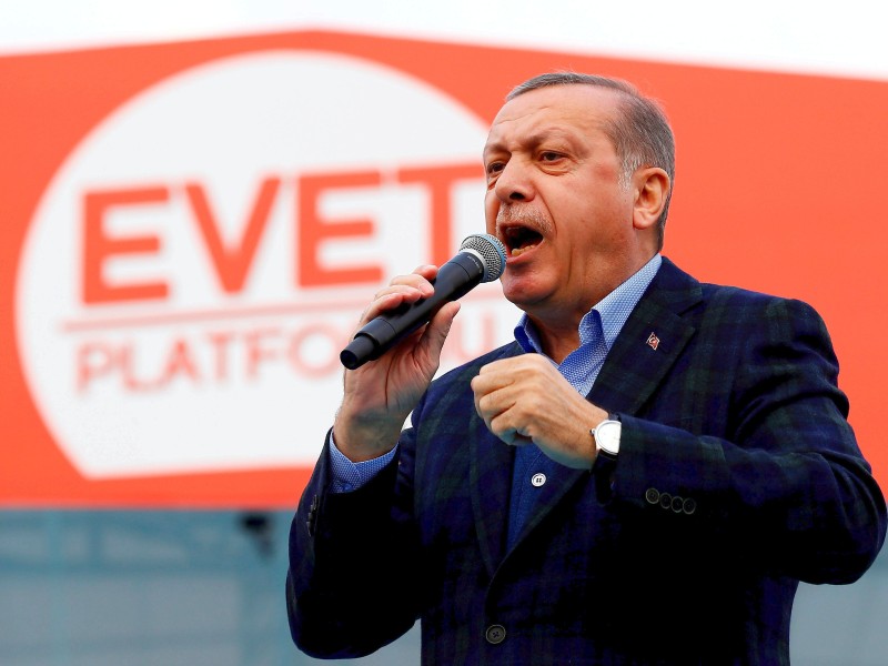 Bei seinem Amtsantritt als Präsident 2014 hatte Erdogan eine „neue Türkei“ versprochen und an die Adresse seiner Gegner versöhnliche Signale ausgesandt. 