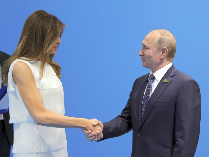 In Hamburg traf auch die amerikanische First Lady Melania Trump zum ersten Mal auf den russischen Präsidenten Putin.