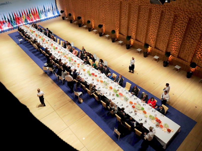 Nach dem Konzert aßen die Gipfel-Gäste gemeinsam in der Elbphilharmonie. 