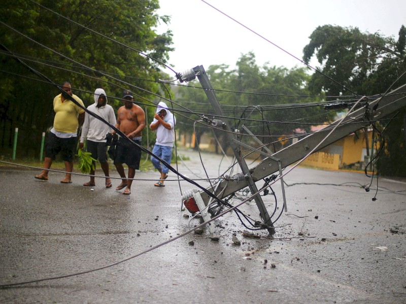 Wie hier in Puerto Plata (Dominikanische Republik) wurde vielerorts die Infrastruktur für die Stromversorgung zerstört. 
