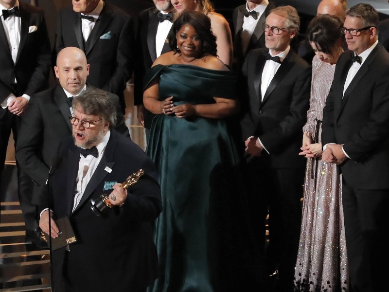 Die 90. Verleihung der Oscars fand am 4. März statt. Der große Abräumer des Abends hieß Guillermo del Toro, dessen fantasievolles Märchen The Shape of Water“ nicht nur den Oscar als Bester Film, sondern auch Auszeichnungen für Regie, Filmmusik und Szenenbild gewann.