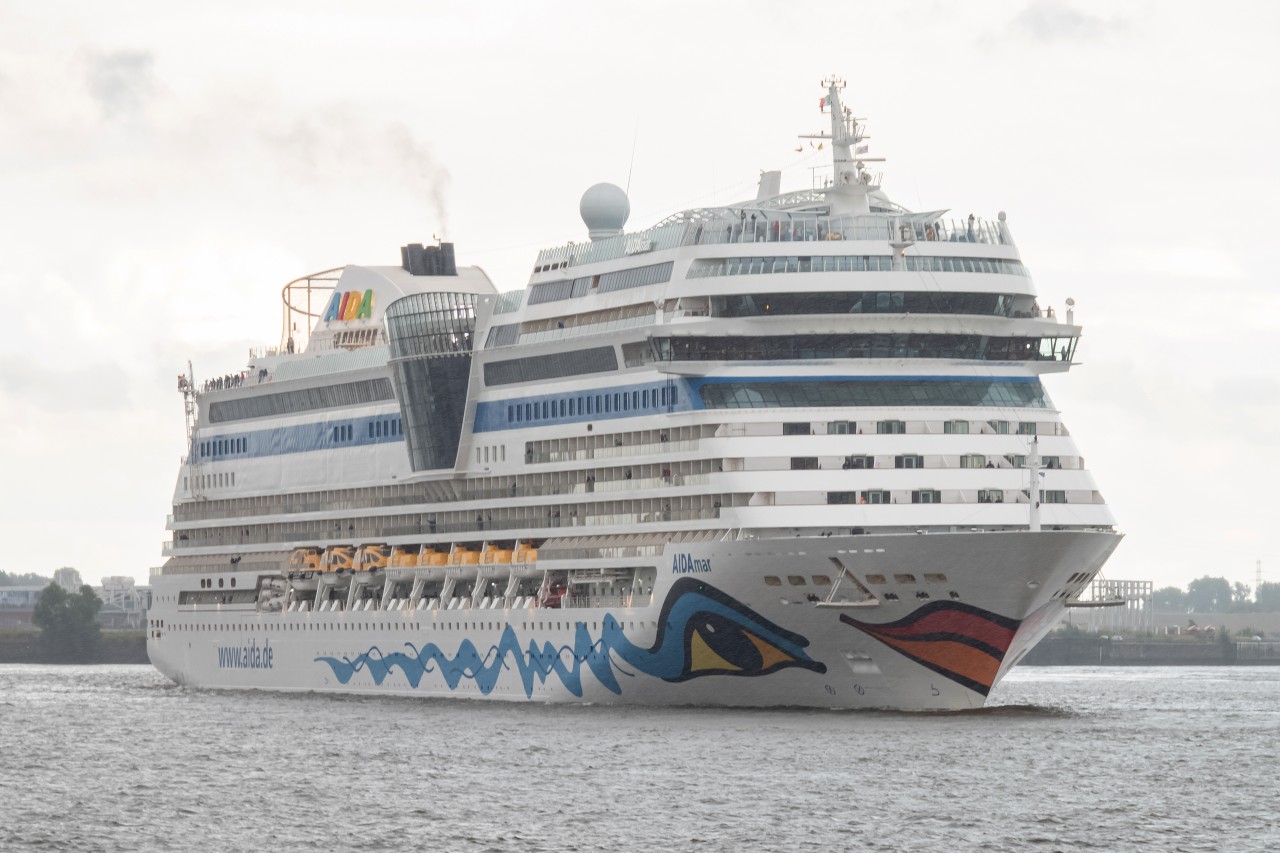 Die „Aida Mar“. 