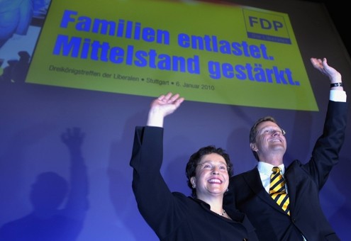 Die FDP wird für eine geistig-politische Wende streiten. Westerwelle mit der Vorsitzenden der FDP-Bundestagsfraktion Birgit Homburger.