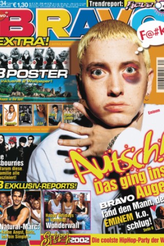 Eminem spielt 2002 mit seinem Bad Boy-Image. Außerdem gibt es Neuigkeiten zu Nelly und Jeanette Biedermann. © Bravo
