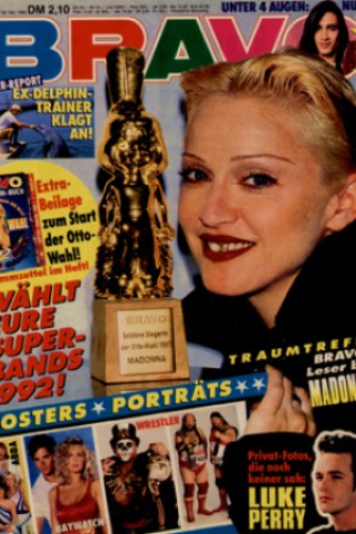 Madonna 1992. Poster gibt es von Baywatch und Wrestlern. © Bravo