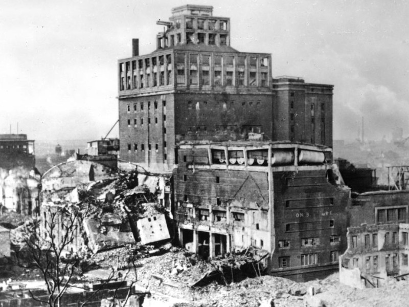 Auch rund um den U-Turm gab es schwere Zerstörungen.