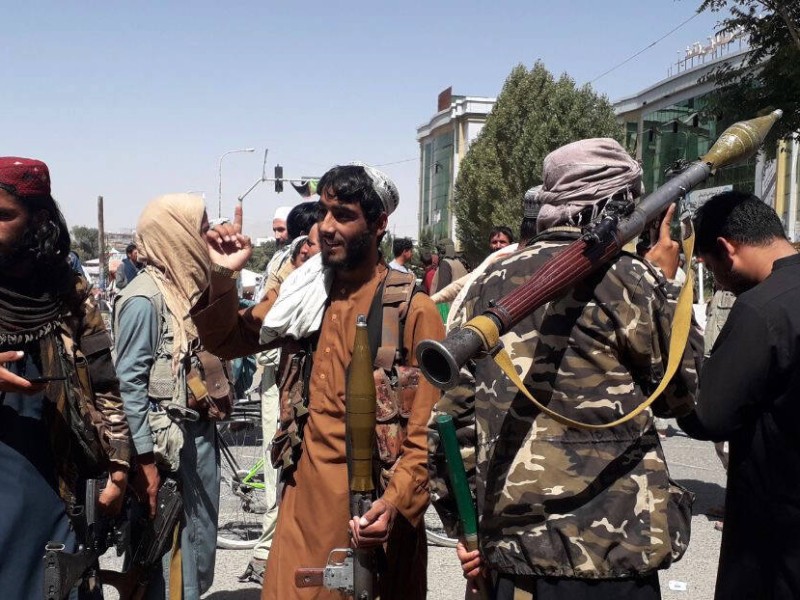 Die Taliban-Kämpfer eroberten Stadt um Stadt und sind hier in Ghazni (Afghanistan).