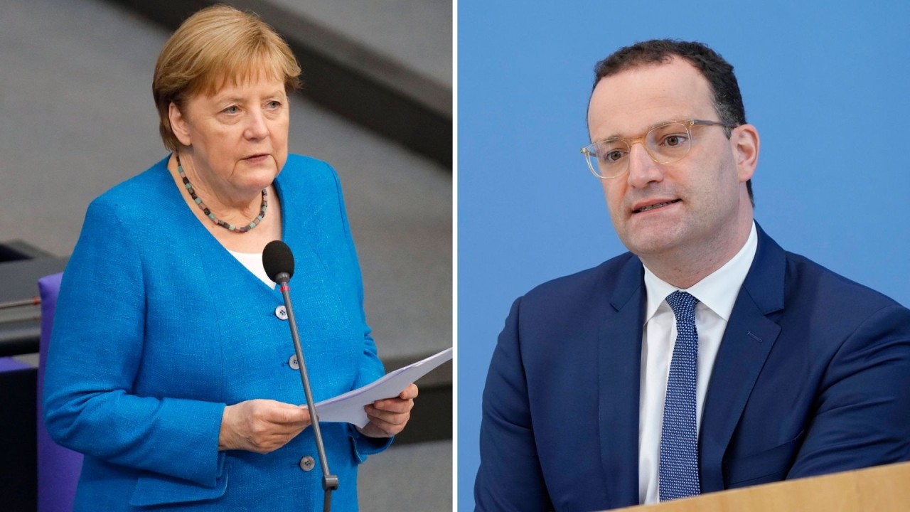Kanzlerin Merkel hat sich im Bundestag zu einer Vorhersage von Jens Spahn geäußert. 