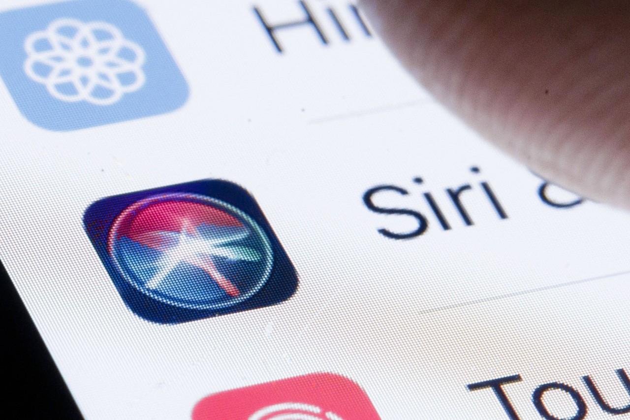 Siri läuft auf den Apple-Betriebssystemen iOS, macOS, watchOS, tvOS und iPadOS.
