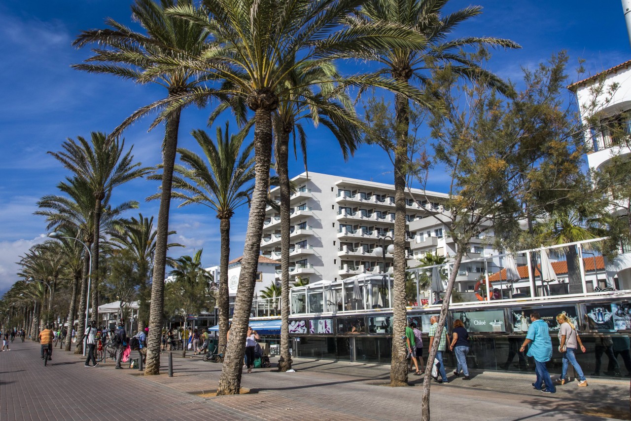 Urlaub auf Mallorca: Partywütige Ballermann-Fans müssen jetzt teilweise tiefer in die Tasche greifen (Symbolfoto).