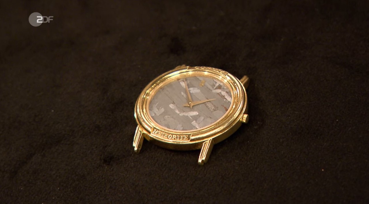 Die Uhr von der Schweizer Firma 'Corum'.