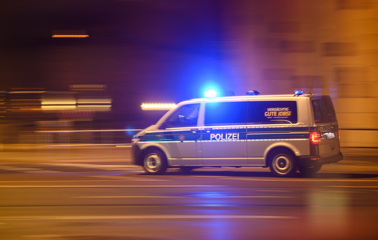 Am Sonntagabend ereignete sich in Altenessen ein tragischer Unfall: Ein Dreijähriger fiel aus einem Fenster im zweiten Stock. (Symbolbild)