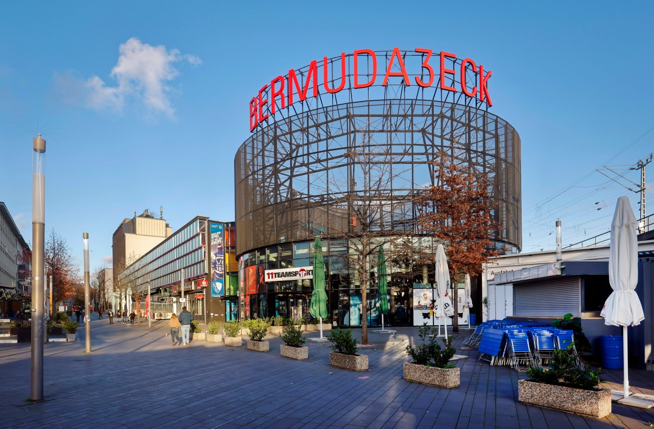 Das Ausgehvierten Bermudadreieck in Bochum ist menschenleer. Kein Wunder – der Einzelhandel muss wieder dichtmachen.