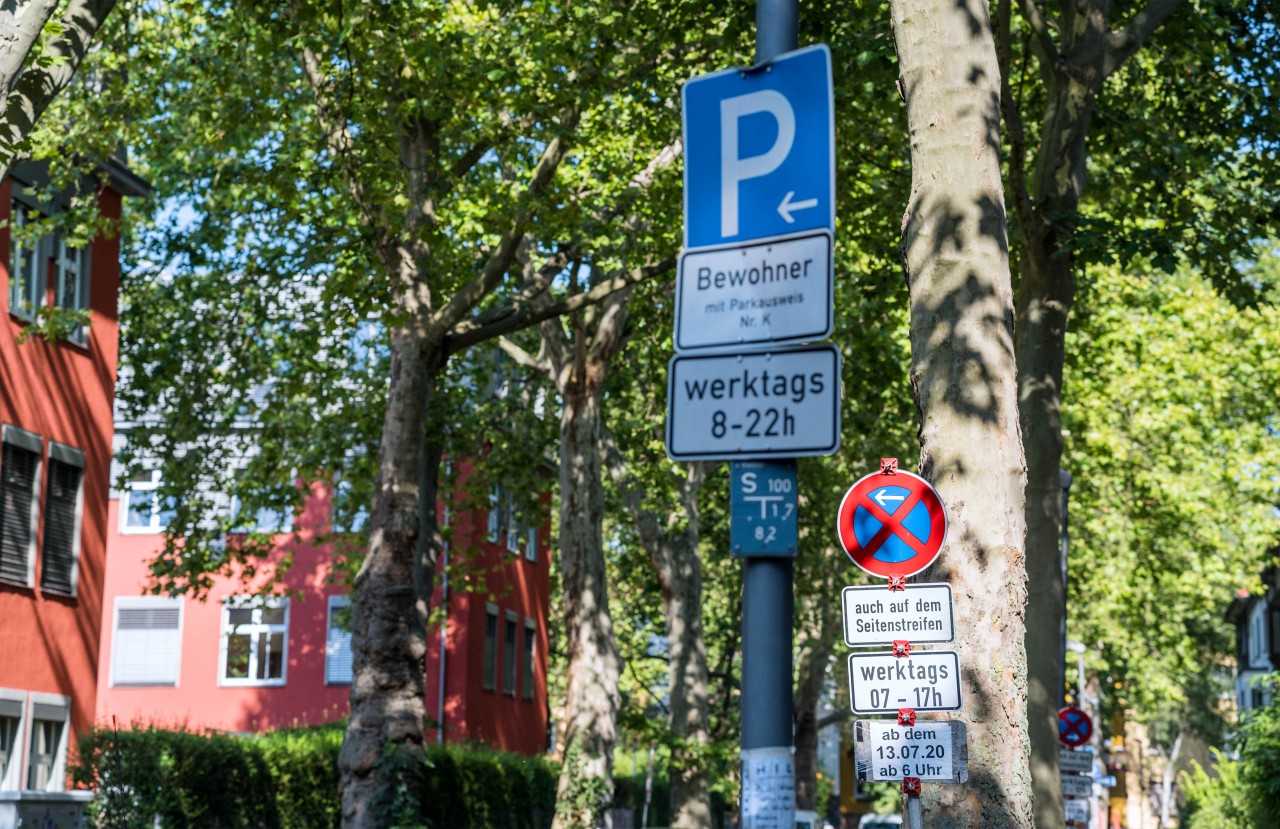 Bochum: Wird das Parken für Anwohner deutlich teurer? (Symbolbild) 