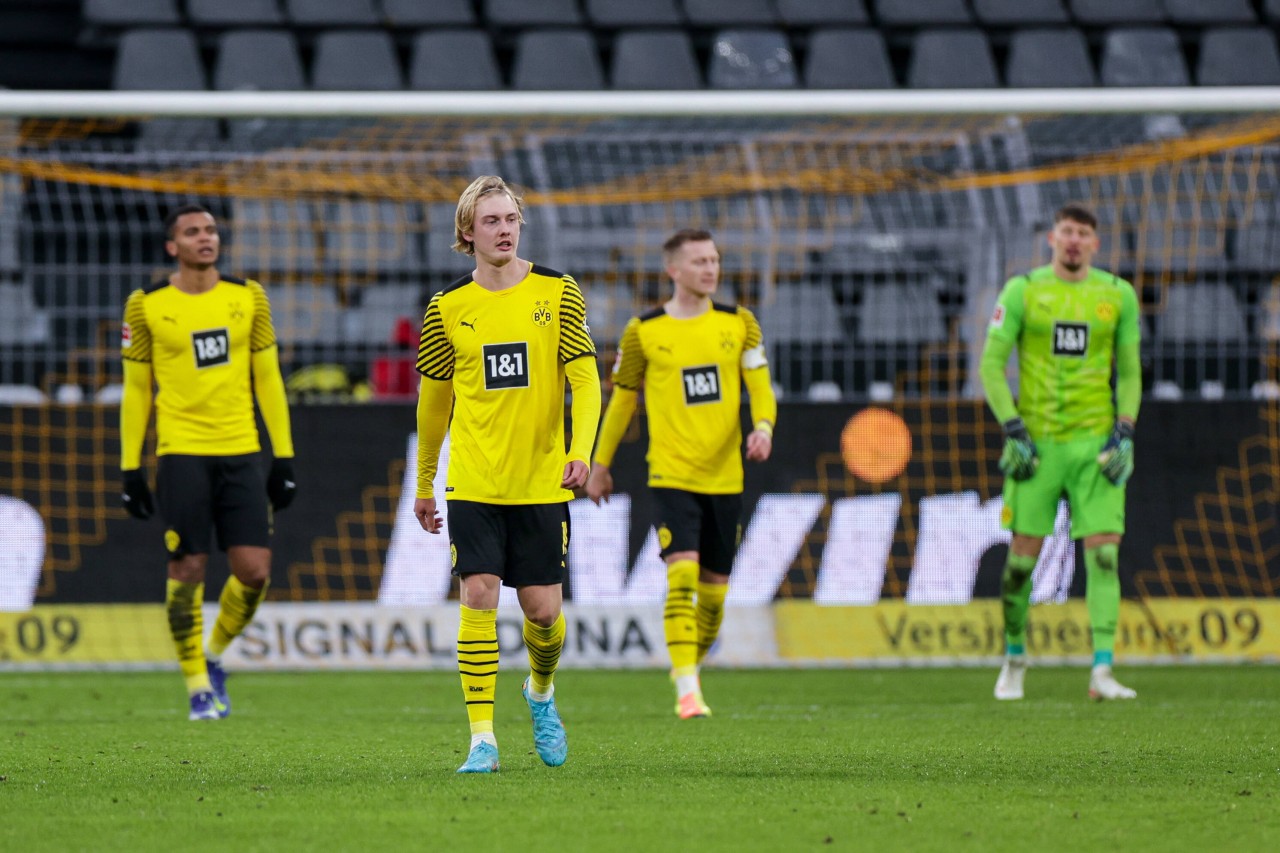 Die BVB-Spieler waren nach den Gegentoren bedient.