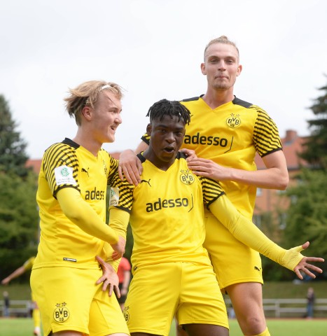 Die U19-Mannschaft von Borussia Dortmund eilt von Erfolg zu Erfolg