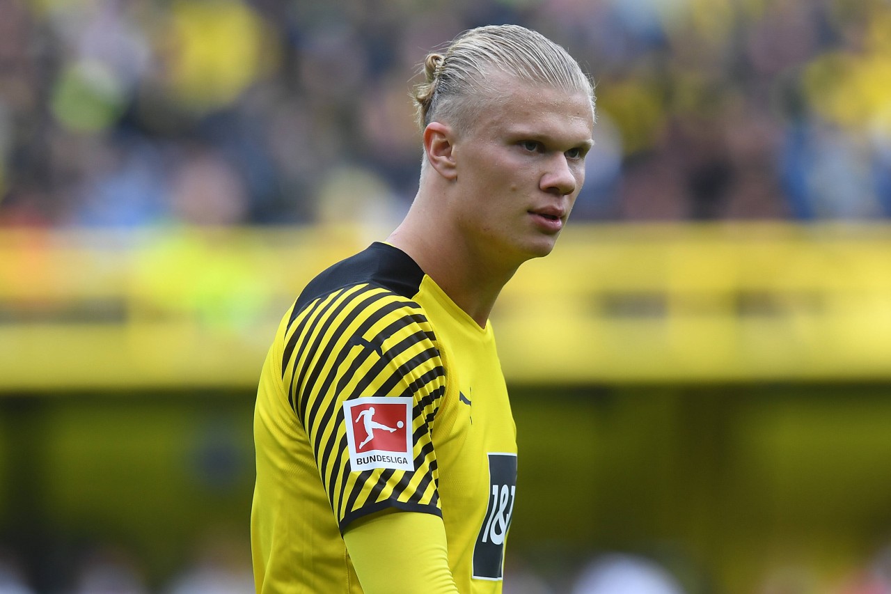 Borussia Dortmund hat mit Erling Haaland einen der besten Fußballer der Welt im Kader, doch anscheinend noch nicht den allerbesten. 