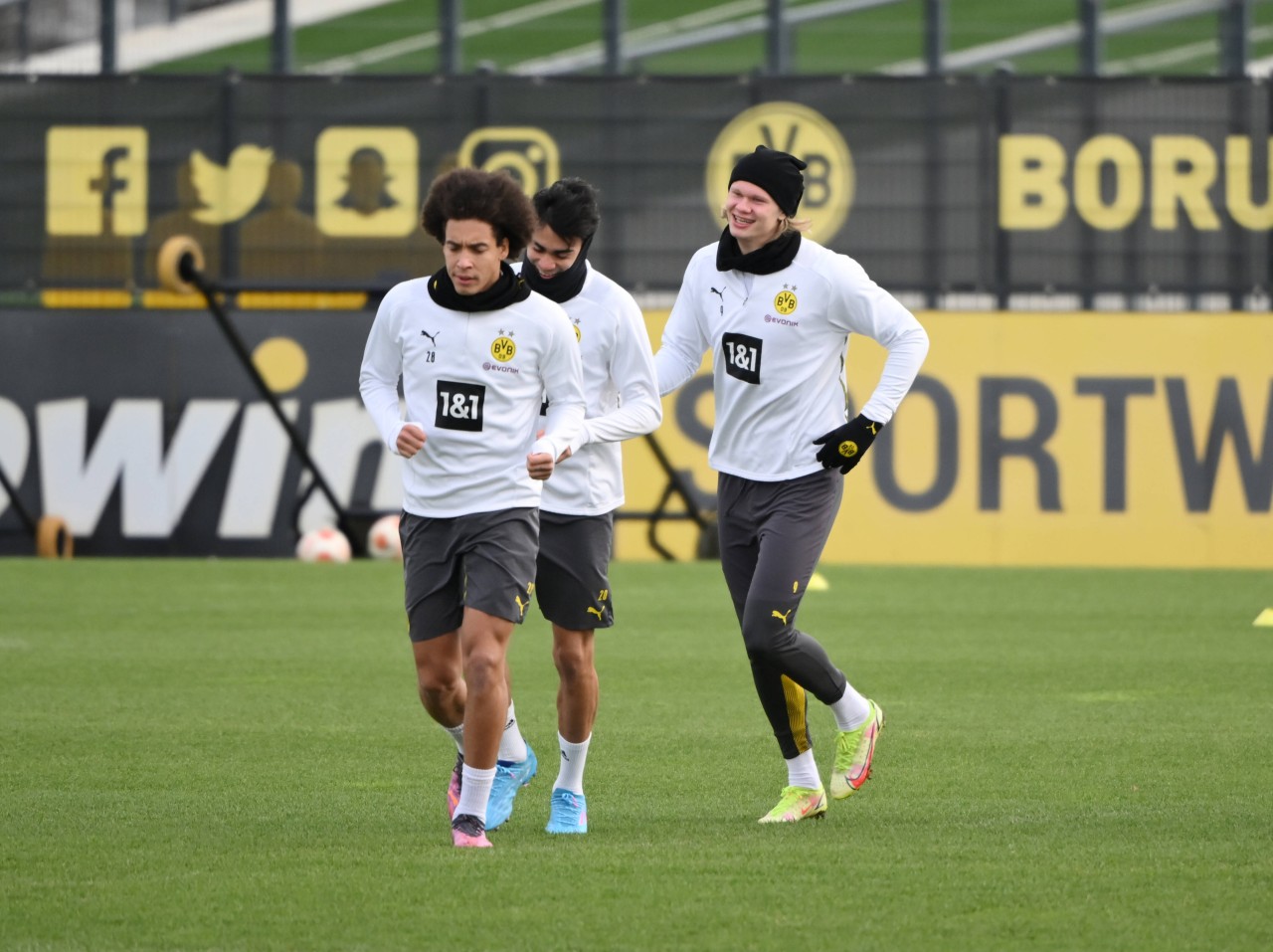 Borussia Dortmund: Am Dienstag nahm Erling Haaland noch am Mannschaftstraining teil, reiste aber nicht mit nach Glasgow.