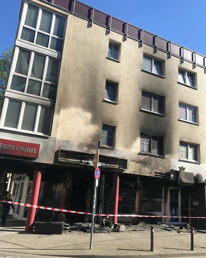 Brand an der Hochstraße Gelsenkirchen.jpg