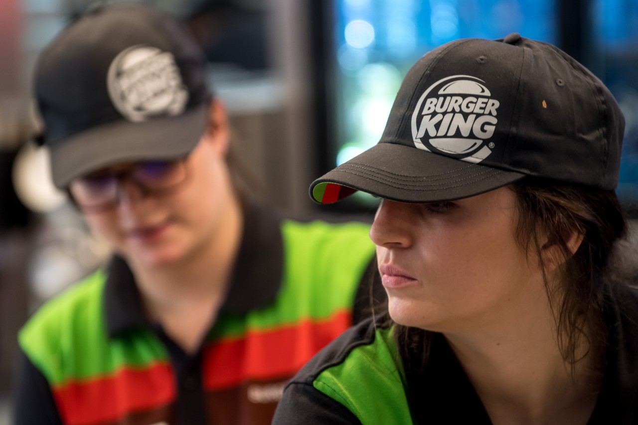 Zwölf Mitarbeiter von Burger King haben genug und kündigen. (Symbolbild)