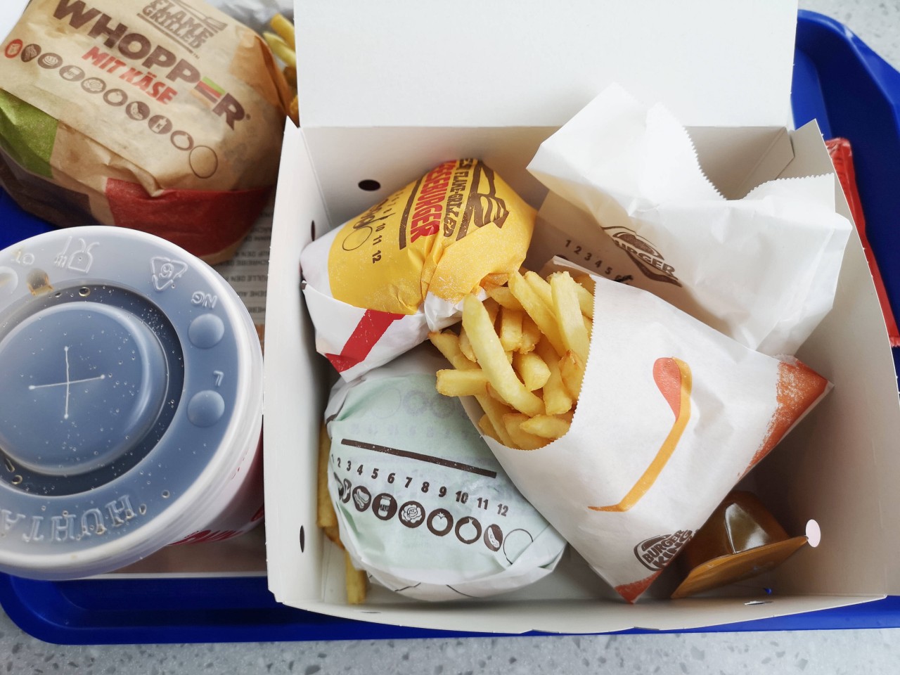 Alles da? Burger King empfiehlt, die Bestellungen immer direkt nach Erhalt zu überprüfen. (Symbolbild)