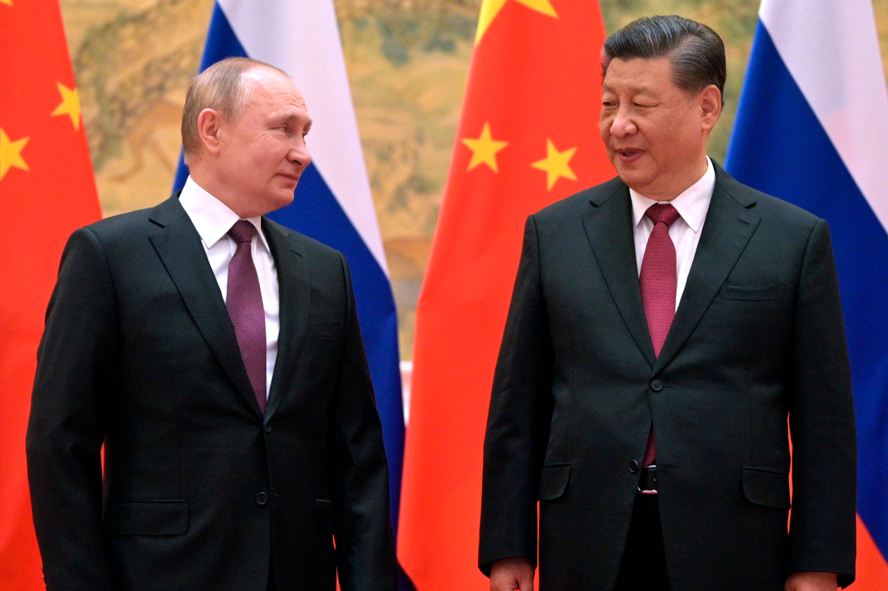 Der chinesische Präsident Xi Jinping (r) und der russische Präsident Wladimir Putin bei einem Treffen am 4. Februar. 