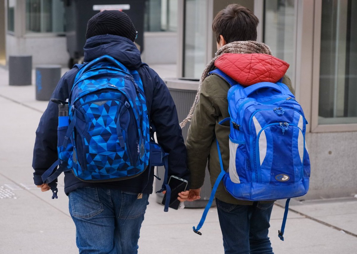 Corona in NRW: Schulen und Kitas müssen auf DIESES wichtige Mittel verzichten