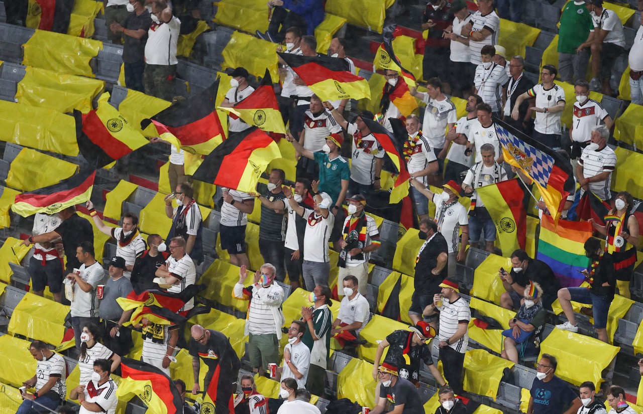 Corona in Deutschland: Auch hierzulande sind wieder Zuschauer im Stadion erlaubt, wie hier in München. 